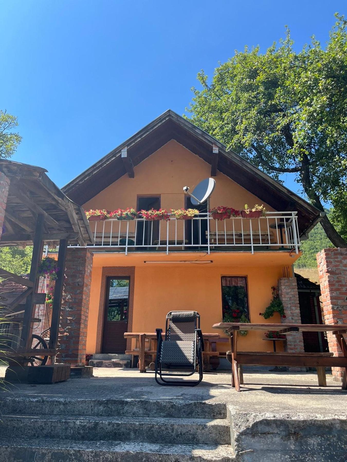 Bed&Breakfast Family Djukic Sipovo Exterior foto